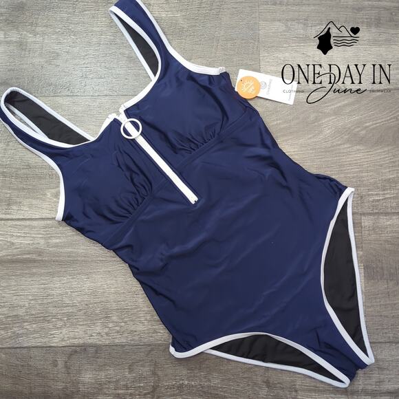 Charmo Half Zip One Piece Swimsuit Size M - Picture 3 of 7